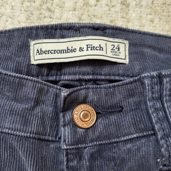 Abercrombie & Fitch grey mid-rise super skinny corduroy pants with frayed ankles - Picture 2 of 8
